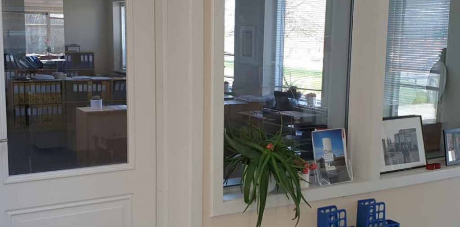 Lille kontor med 3 værelser